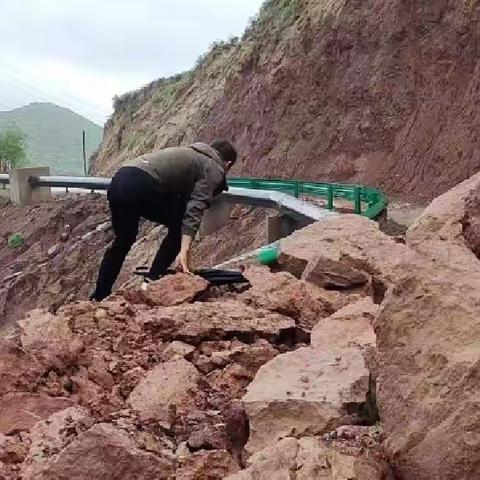 罗山村遭强降雨 受灾严重