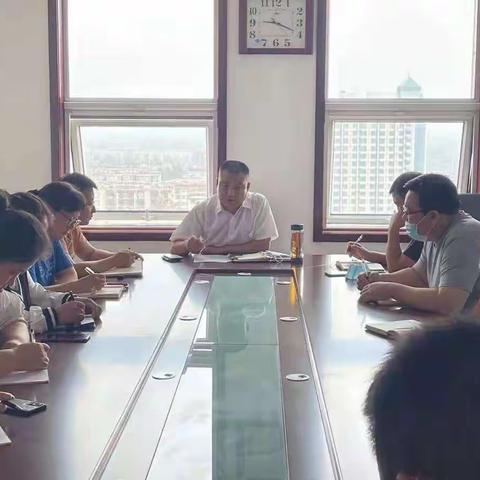 区民政局传达全区领导干部大会会议精神