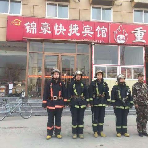 2019年1月4日梓东中队对锦豪快捷宾馆开展"防消联勤"工作（带队干部：兰佑铭）