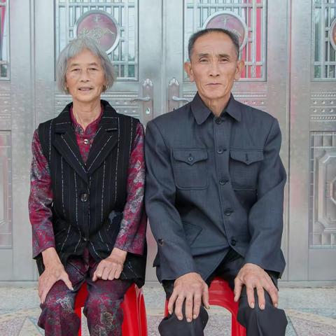 罗晓叔女士七十大寿庆典纪念
