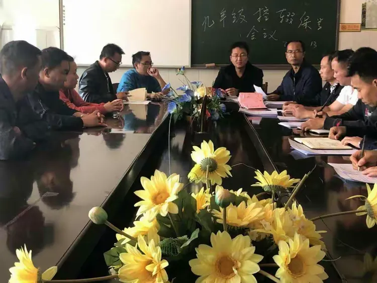 勐海县勐混镇中学2019年控辍保学工作会议