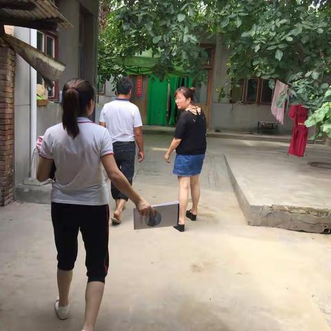 【西咸新区秦汉新城双照学区庞村幼儿园】——“七一”建党节前大走访