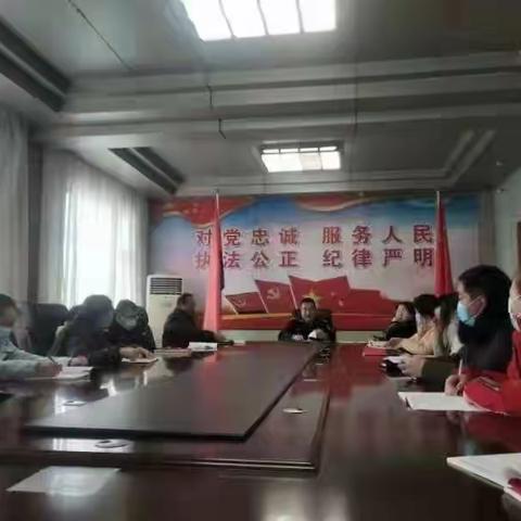 医护合力织密网    防疫戒治双行稳