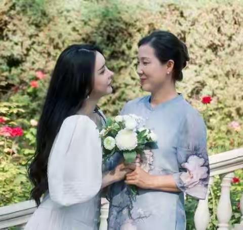 "엄마 김치 먹고 싶당"