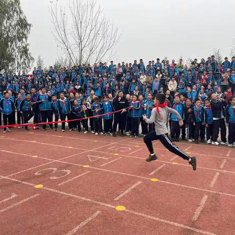 山焦第一小学冬季师生运动会