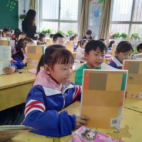 沁河小学语文组教研活动