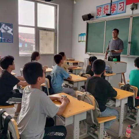 【凝聚德育  立德树人】讲好思政课  做好引路人——张家坊小学校长为学生上思政课活动纪实