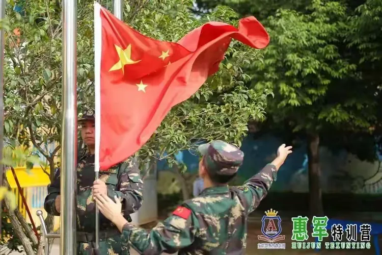 惠州市小金口惠恩幼儿园我是"祖国小小兵"军事体验活动报名啦!