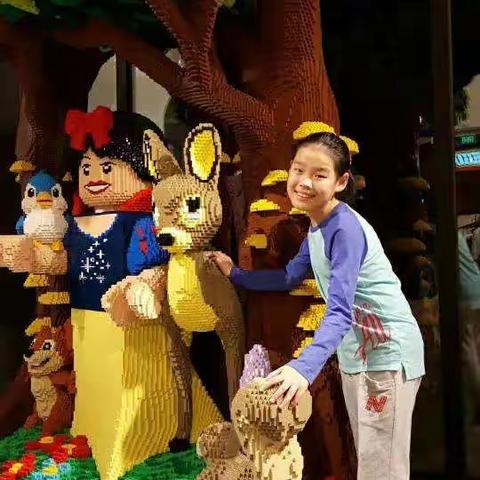 花季少年暢游廸士尼美丽小镇l