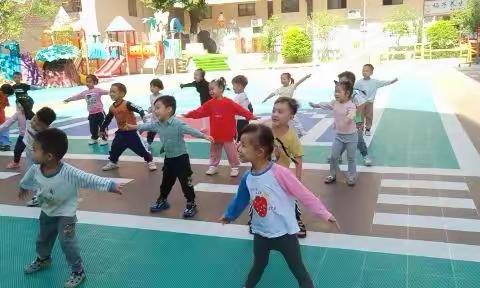 体能游戏《做香肠》