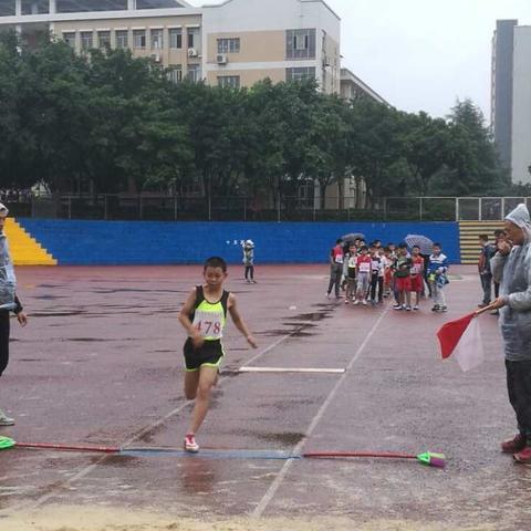 天锡小学田径比赛