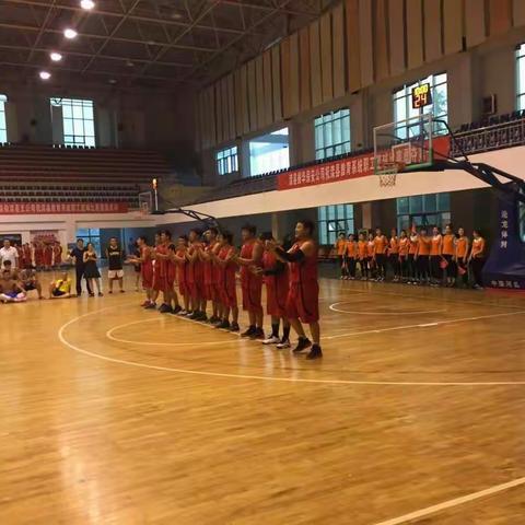 炎热的夏日，激烈篮球赛 ——海阳:三中