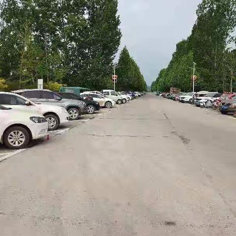 碁山镇党委政府心系教育，为学校家长会保驾护航