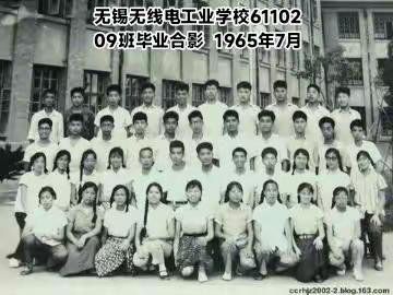 不忘母校栽培 留下难忘记忆