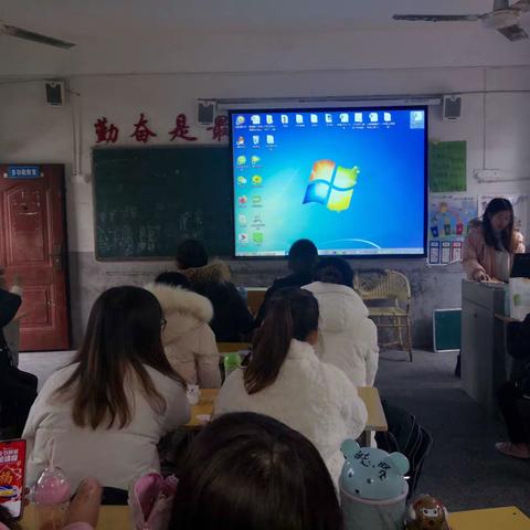 四十八镇鸟桥村小学开展“赣教云·教学通2.0”应用培训