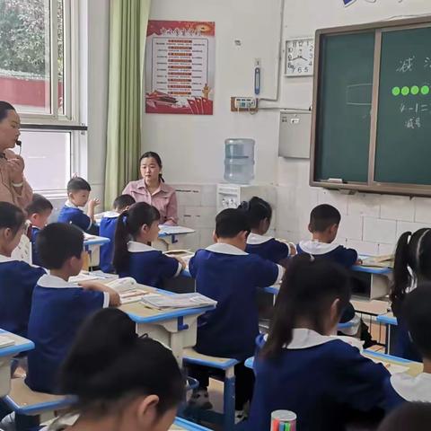 殷都实验小学数学教研活动