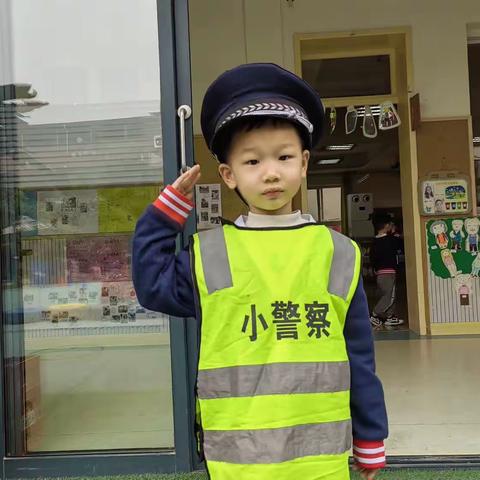 [高陵区幼儿园]小四班《车子叭叭叭》总结