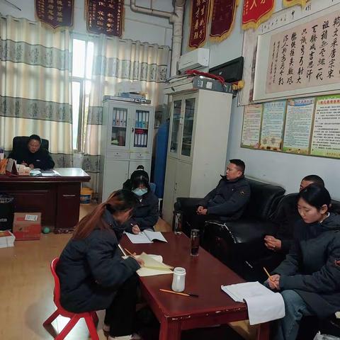 龙岗镇喜洋洋幼儿园校车安全排查及演练（副本）