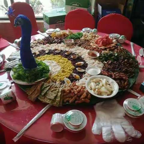 戛洒吃住一条龙服务15987096069