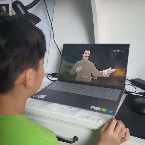 【五彩杏花】——杏园小学星火队寒假实践活动