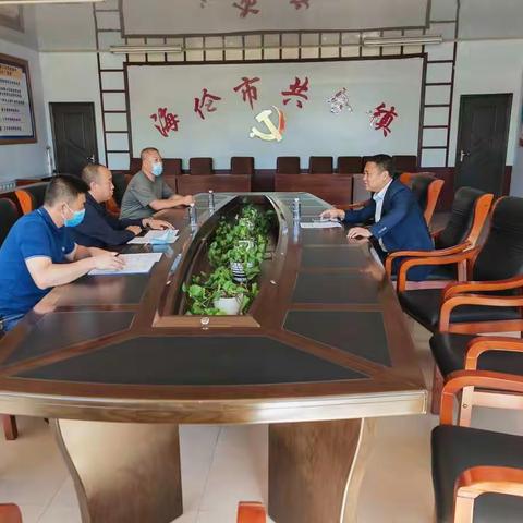 赵武同志走访包联乡镇和企业