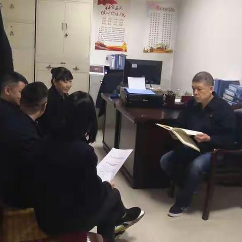 存忧患意识、讲奉献、敢付出—总公司机关工会组织职工代表向机关各部室、基层单位宣贯职代会精神