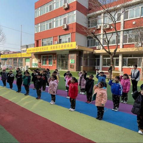 寿光市爱心幼儿园大一班娃娃兵