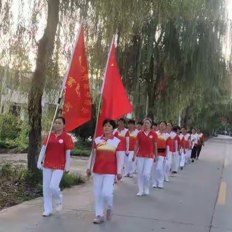 蒙城县户外运动协会篱笆镇陶庄健走团