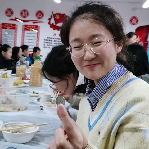 “情暖•冬至”，平安皮包如意馅 冰天雪地不觉寒，—第一小学 冬至篇三