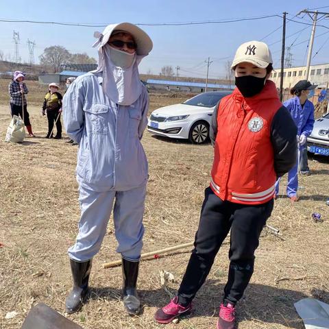 【章党街道粮库社区】清理河道还以青山绿水