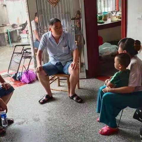 大湖中心小学开展假期安全走访活动