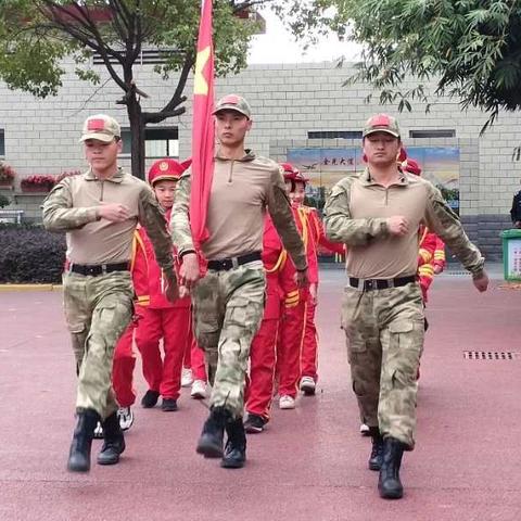 南阳市41小学小记者站成立了——41小校园小记者启动仪式记实