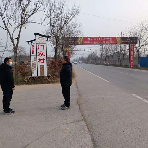 代王街道城建科检查辖区道路交通安全