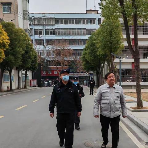【校园安全】开展校园安全检查，筑牢校园安全防线——新堤派出所社区警务队深入辖区开展校园安全大检查