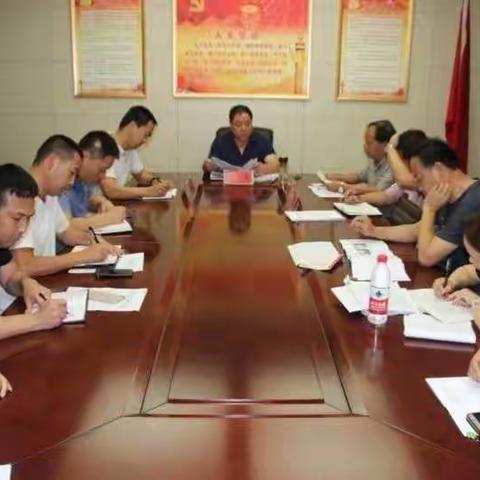 区交通运输局迅速组织干部学习《你什么都不做，才会真的来不及》