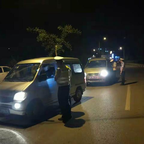 混在雨里的泪的美篇