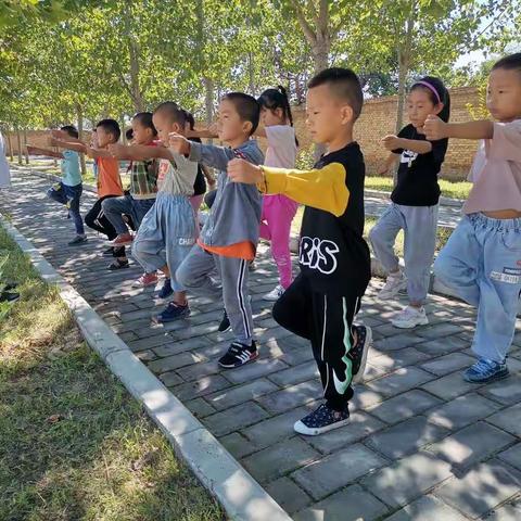 纵目小学二年级入学行为习惯养成第二天