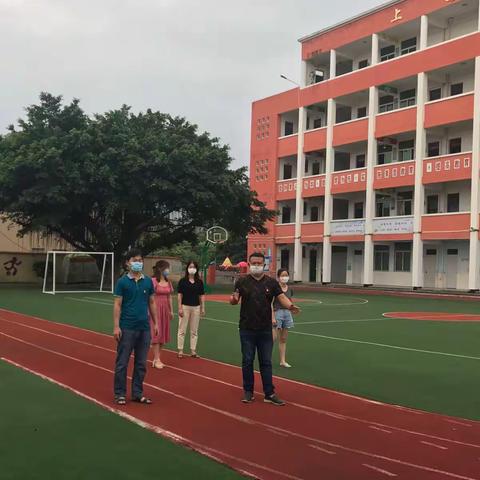 学生的安全  由我们守护————东海上图小学防爆恐演练