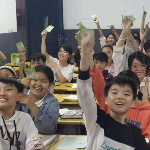 “这个国庆有点暖”——石桥初中全体师生欢度国庆