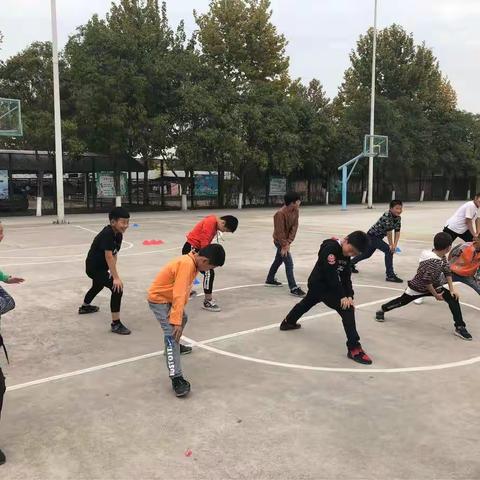 西安市鄠邑区电厂小学校外足球兴趣班第六期