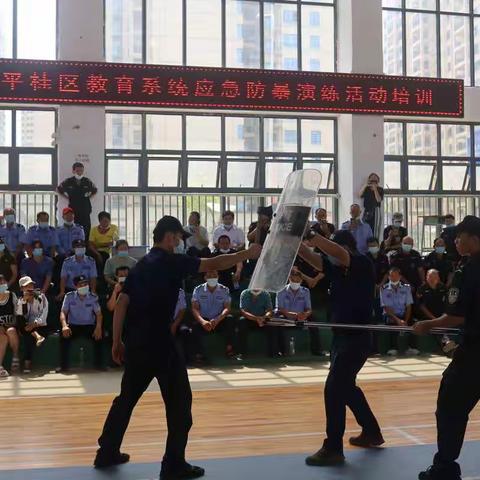 防暴警钟常鸣    演练谨防伤害——平桂区文华学校开展应急反恐防暴演练活动