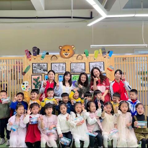 家长进课堂—《扎染》