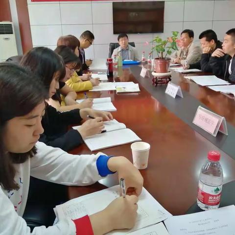 推进教学改革    焕发课堂活力一一区教研室领导到漕河镇指导课改工作