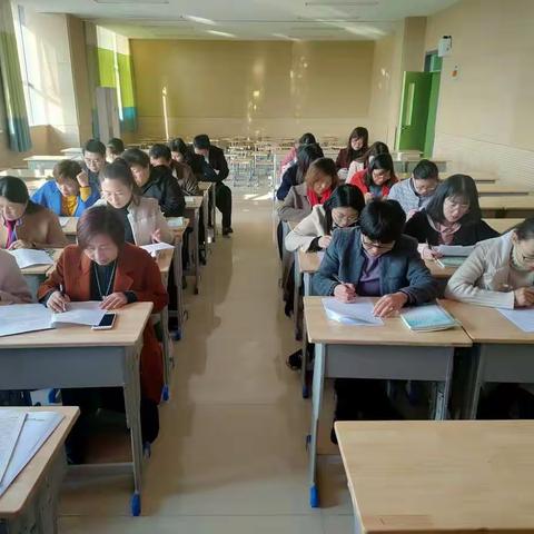 教研路上 砥砺前行——花园学校英语组开展半日教研活动