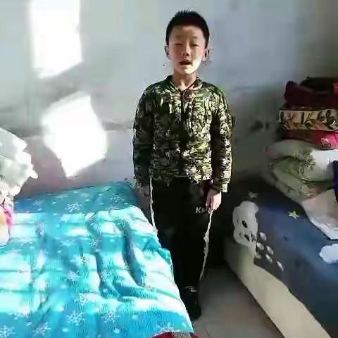 康庄教育集团康庄小学                       努力学习      战胜疫情