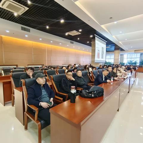 最美不过四月天  油城搜访谱新篇