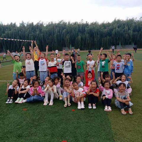 实验小学一年九班可爱的娃
