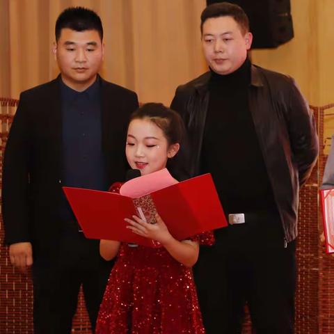 不忘初心，砥蛎前行！桔子物业2021年年终盛会