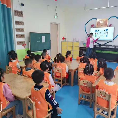 劳动最光荣♥阳光幼儿园☞小二班