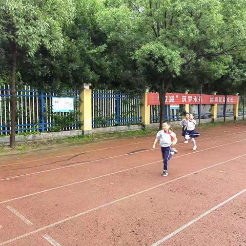 游考乐翻天，双减轻松学——记实验小学二年级第二学期游考活动